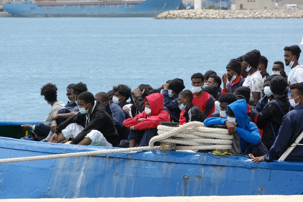 Keir Starmer Blames Poor Coordination for UK’s Record Migrant Arrivals