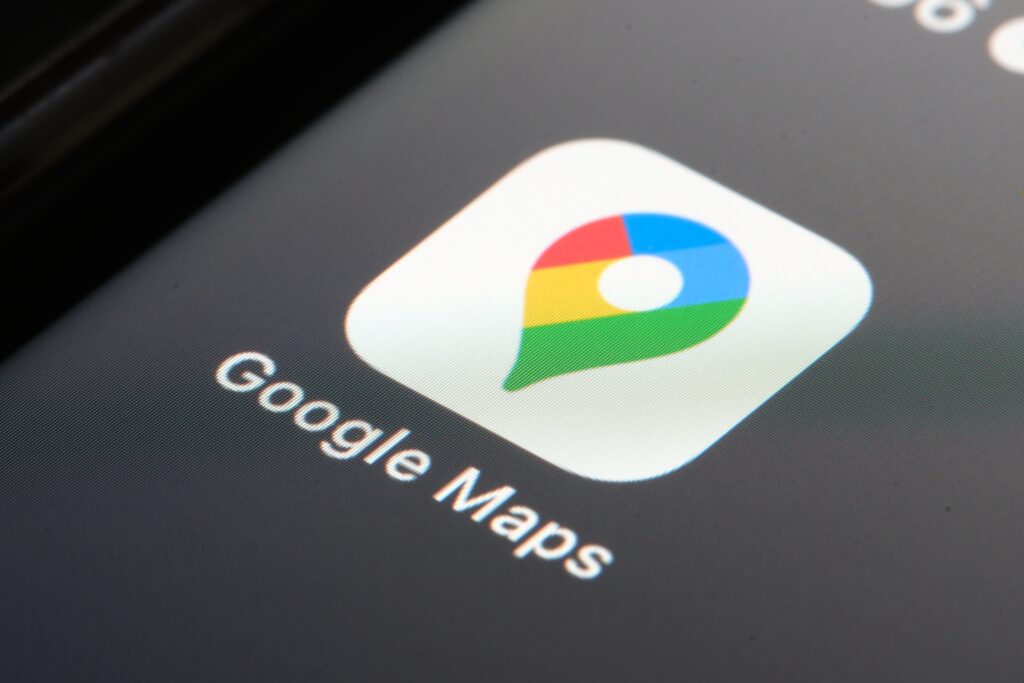 Digital Glitch Causes Gridlock: Google Maps Wrongly Flags Autobahns as Closed
