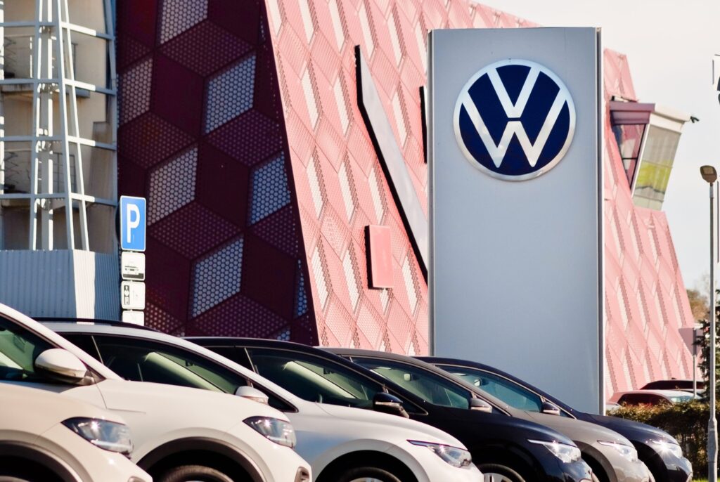 Volkswagen Nears US Trade Deal Amid Tariff Losses